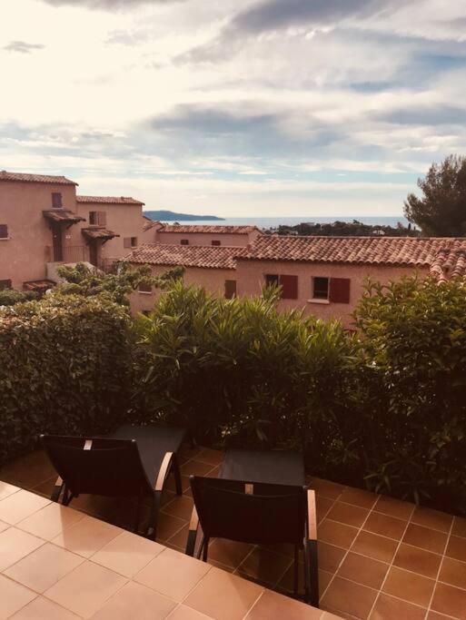 Appartamento Terrasse De 30M2 Vue Mer Panoramique 1 Chambre Cavalaire-sur-Mer Esterno foto