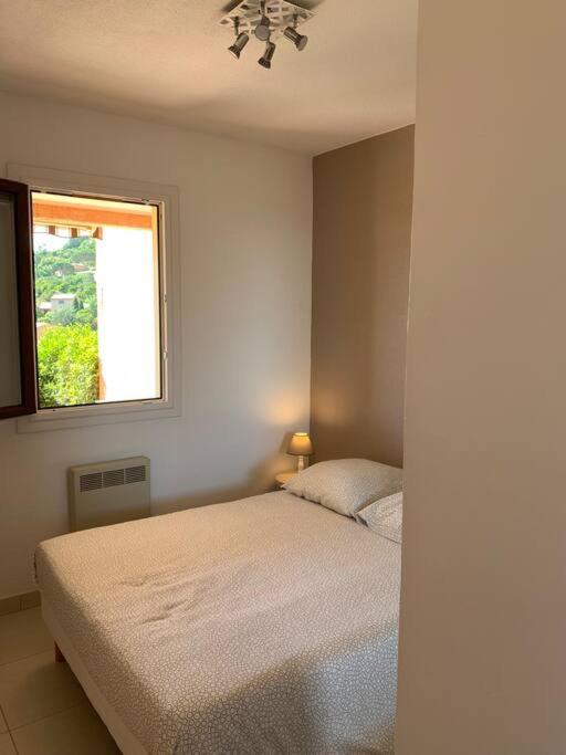 Appartamento Terrasse De 30M2 Vue Mer Panoramique 1 Chambre Cavalaire-sur-Mer Esterno foto