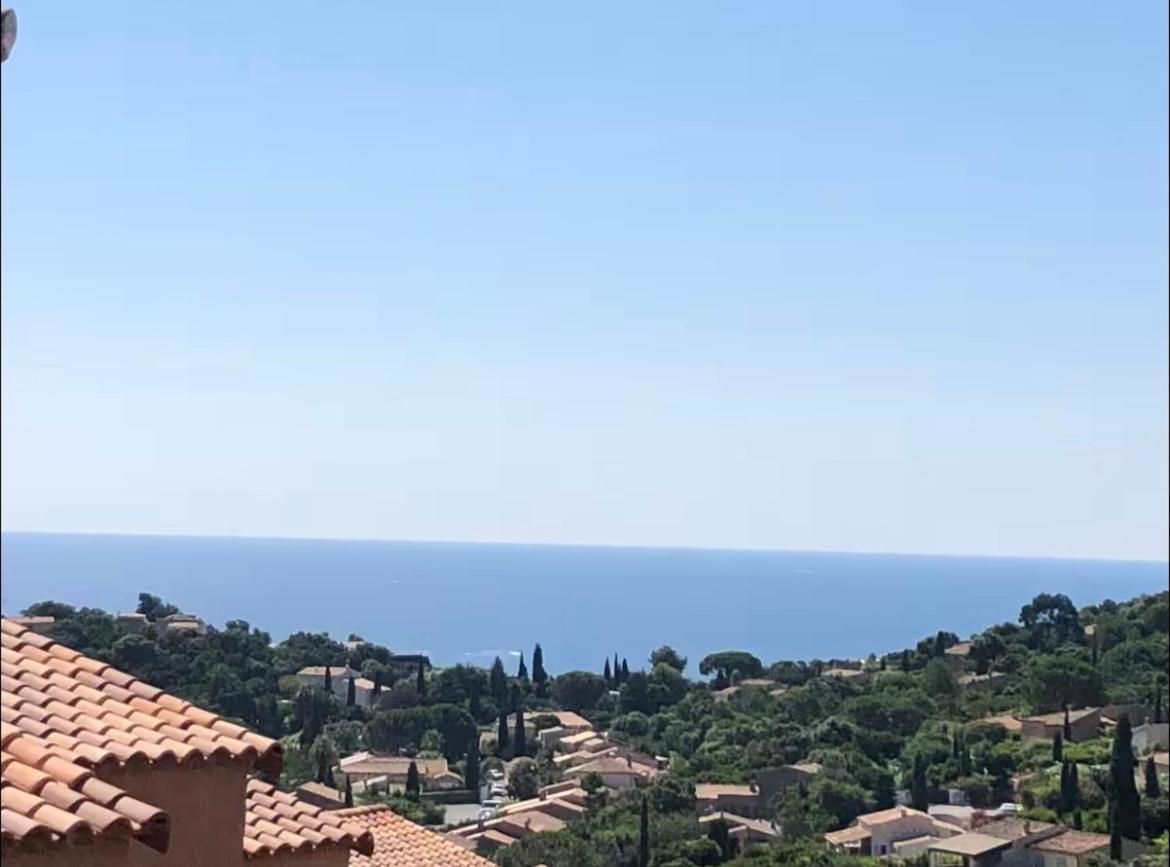 Appartamento Terrasse De 30M2 Vue Mer Panoramique 1 Chambre Cavalaire-sur-Mer Esterno foto