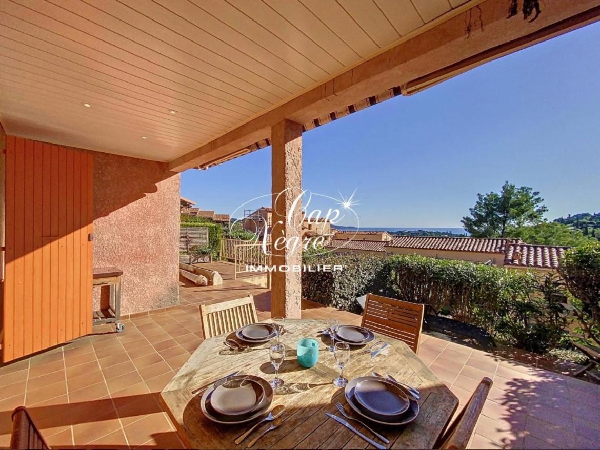 Appartamento Terrasse De 30M2 Vue Mer Panoramique 1 Chambre Cavalaire-sur-Mer Esterno foto